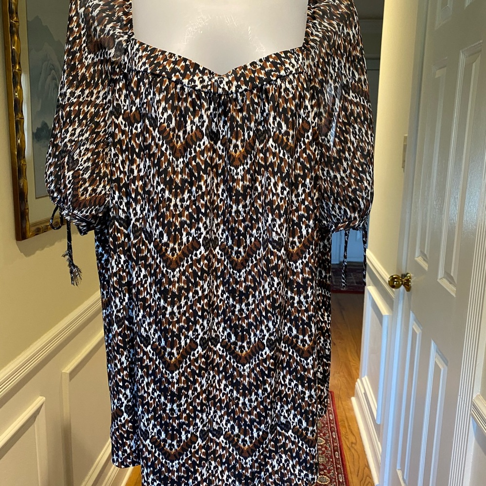 Lane Bryant -Brown/black chevron pattern top 18-20